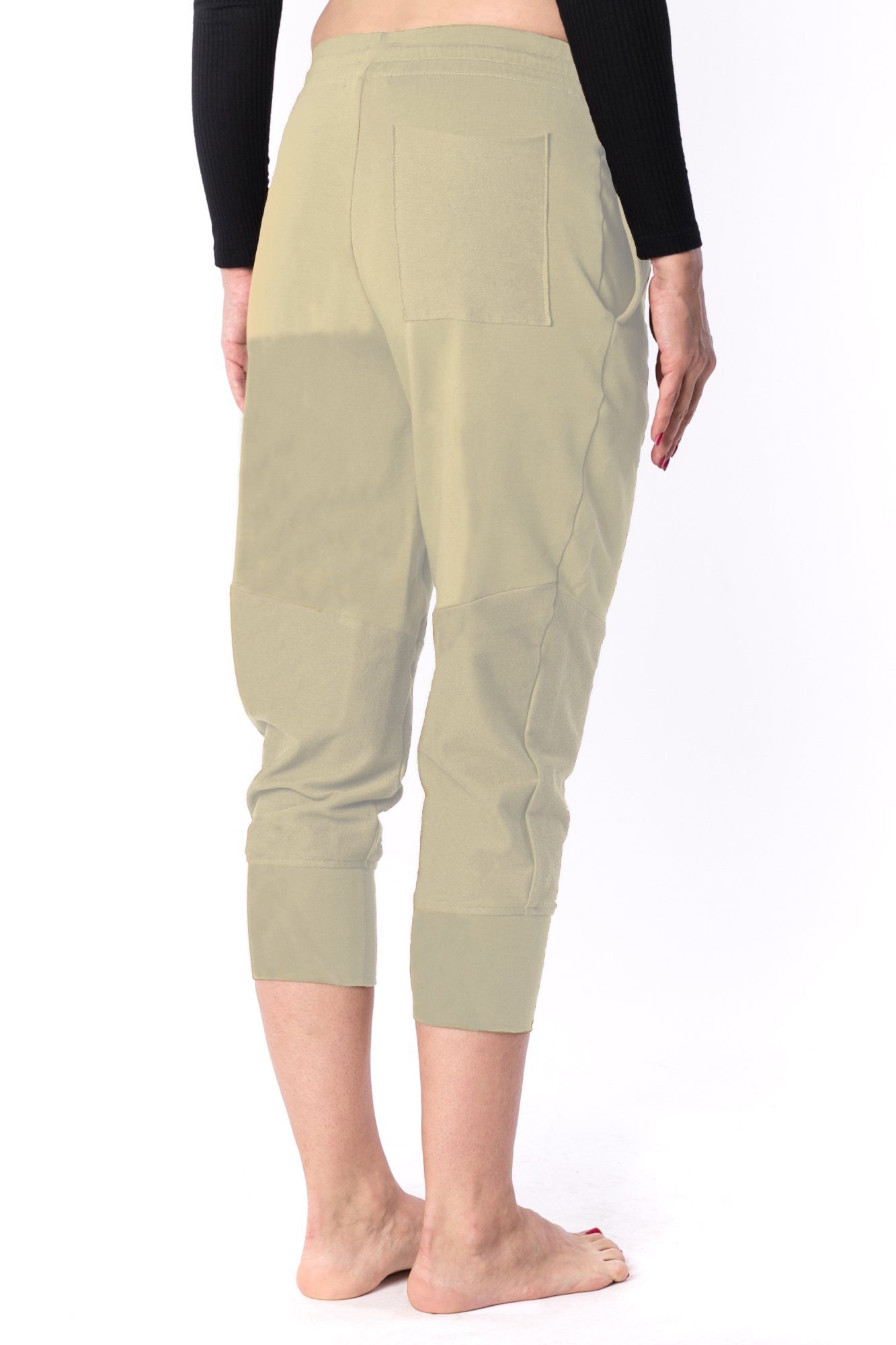 The Woman Paneled Jogger 17 // krém