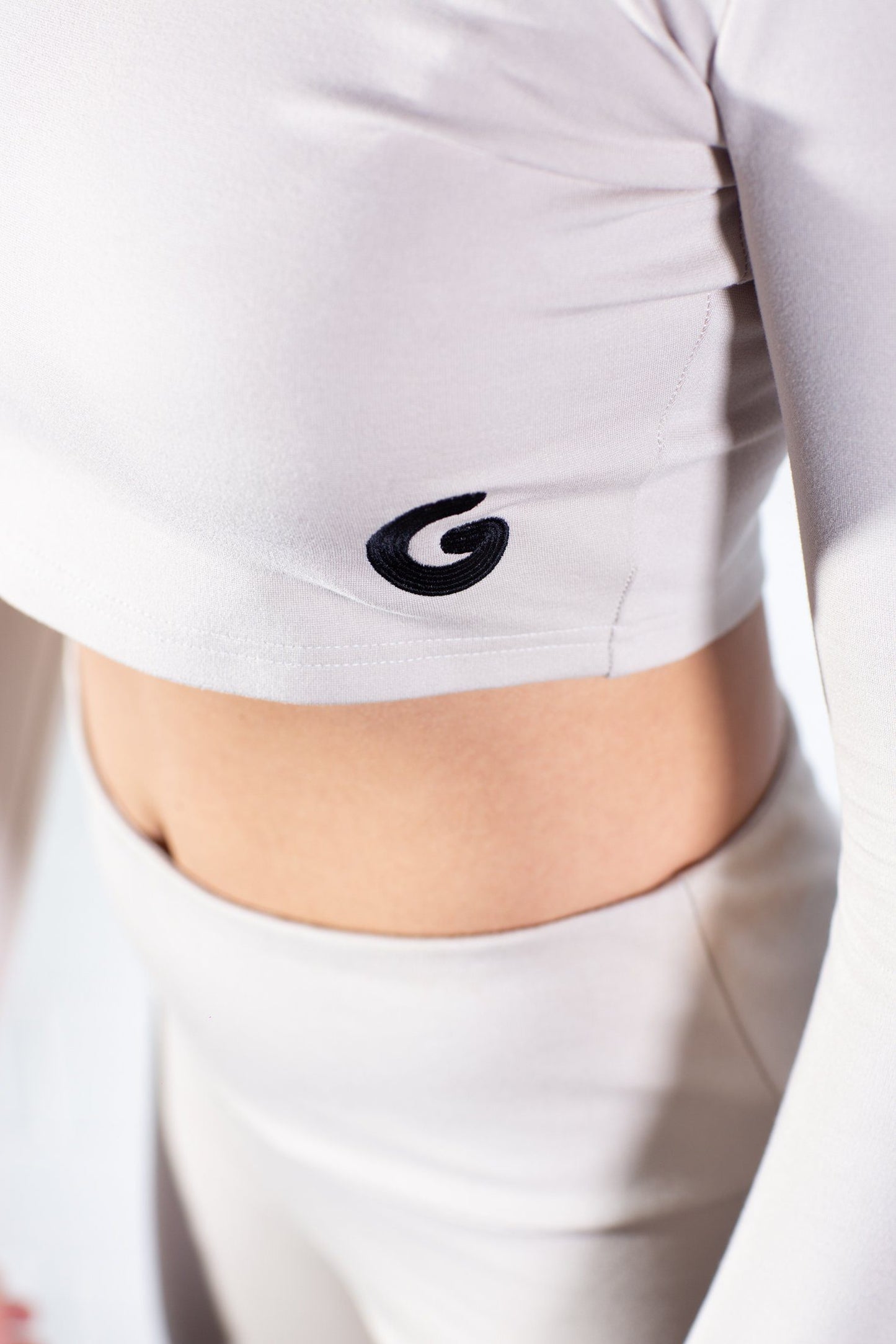 The Energy Waistband Leggings 0.2 // ice grey