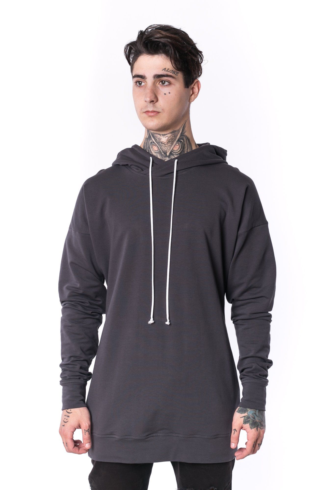 The Man Paneled Hoody 17 // dřevěné uhlí