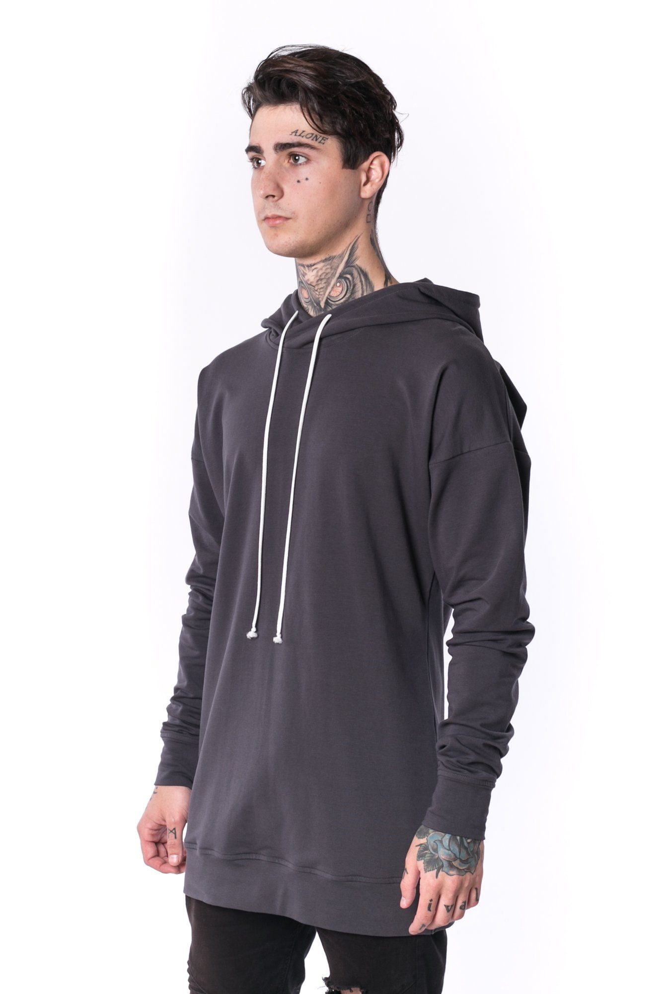 The Man Paneled Hoody 17 // dřevěné uhlí