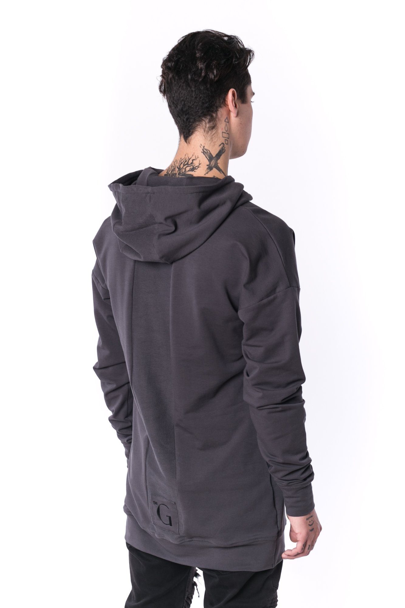 The Man Paneled Hoody 17 // dřevěné uhlí