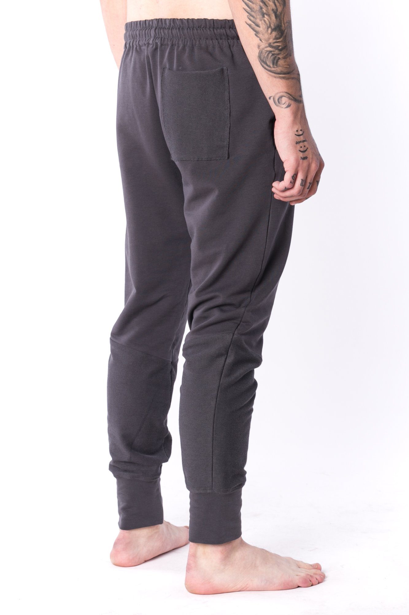 The Man Panelled Jogger 17 // charcoal